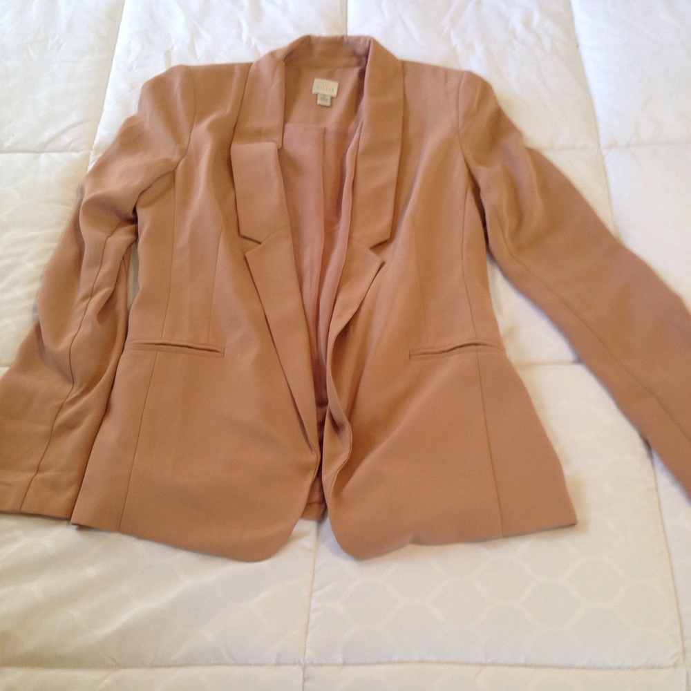 Soft and beautiful LC blazer
